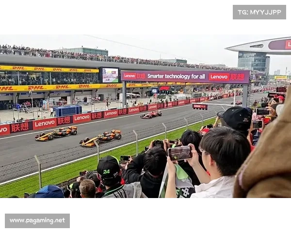 F1中国站临近赛车迷热情高涨期待速度与激情再度燃爆上海赛车场 F1中国站临近赛车迷热情高涨期待速度与激情再度燃爆上海赛车场