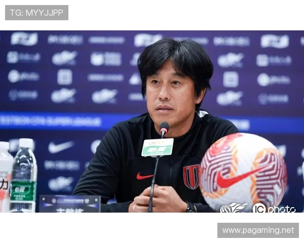 年轻教练崛起引领赛场教练席加速完成代际更替潮流展现新风貌发展 年轻教练崛起引领赛场教练席加速完成代际更替潮流展现新风貌发展