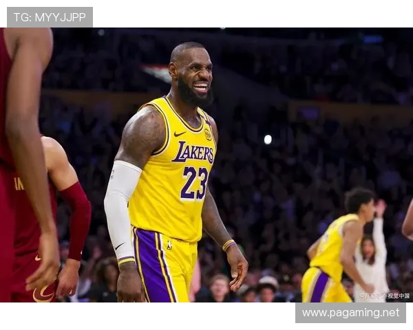 詹姆斯总助攻升至历史第四却难问鼎榜首的深层原因解析全面探讨之