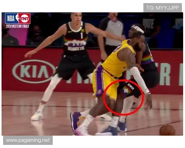 震撼全场裁判争议时刻完成惊世救球观众疯狂欢呼掌声雷动